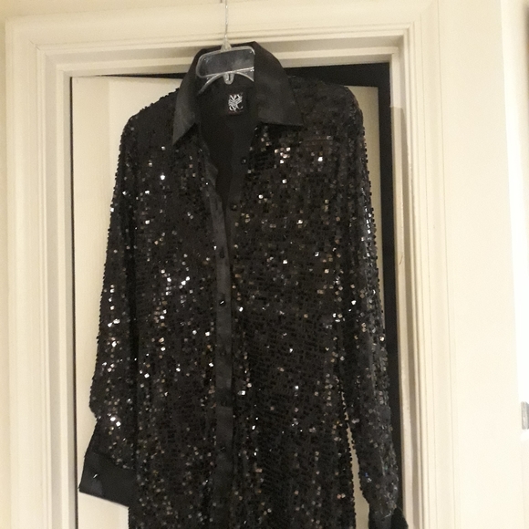 Dress - Picture 1 of 2